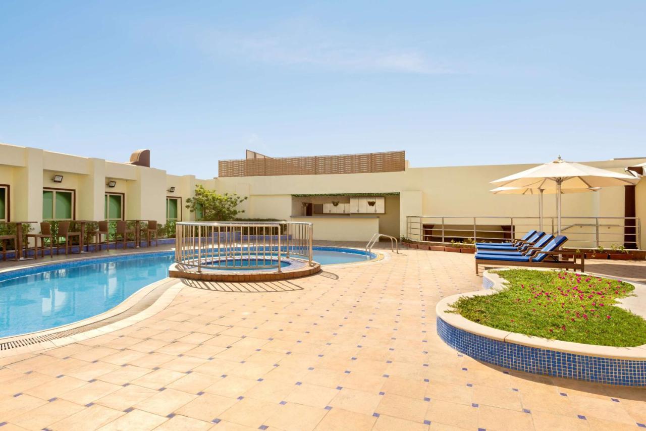 Wyndham Garden Hotel 4*